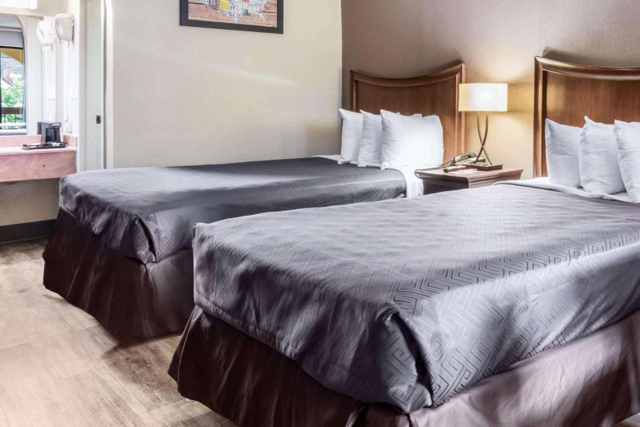 Econo Lodge Gainesville Eksteriør billede