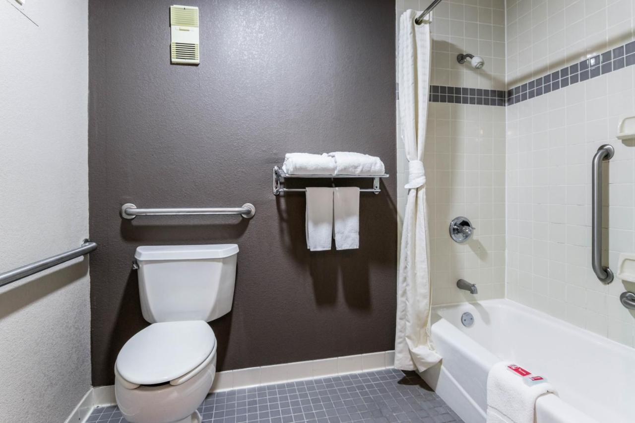 Econo Lodge Gainesville Eksteriør billede