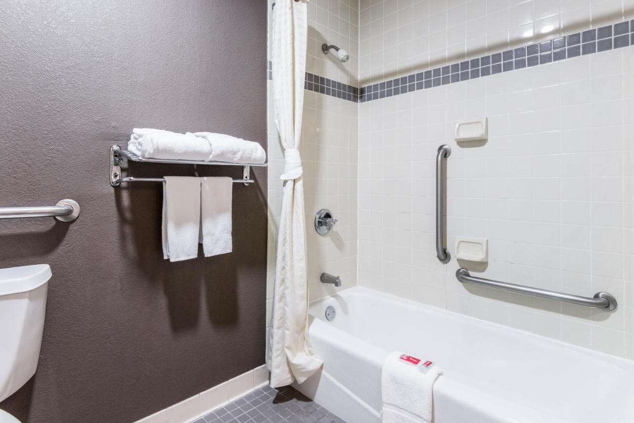 Econo Lodge Gainesville Eksteriør billede