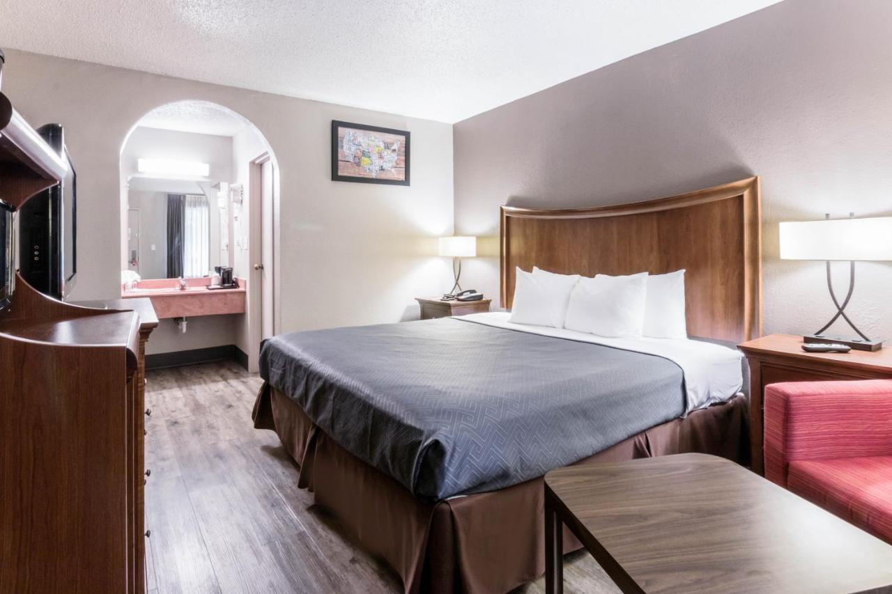 Econo Lodge Gainesville Eksteriør billede